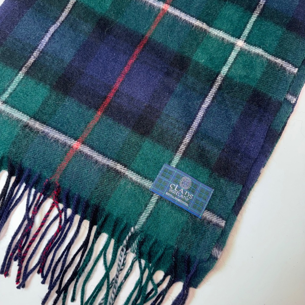 Clans Scotland Scarf Women Green Plaid 100% Lambswool Made in Scotland Fringe